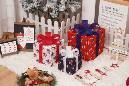 Christmas light box, LED light foldable decoration indoor and outdoor, Christmas light box gift decoration indoor and outdoor garden (style: Small flag)